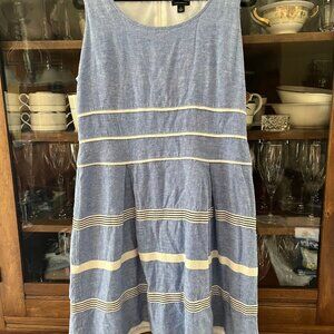 Ann Taylor linen blend Blue Sundress size 10- AMAZING for summer!